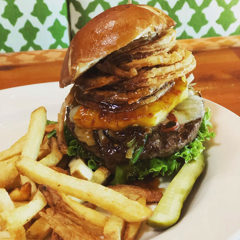 rosie mccann's irish pub & restaurant burger